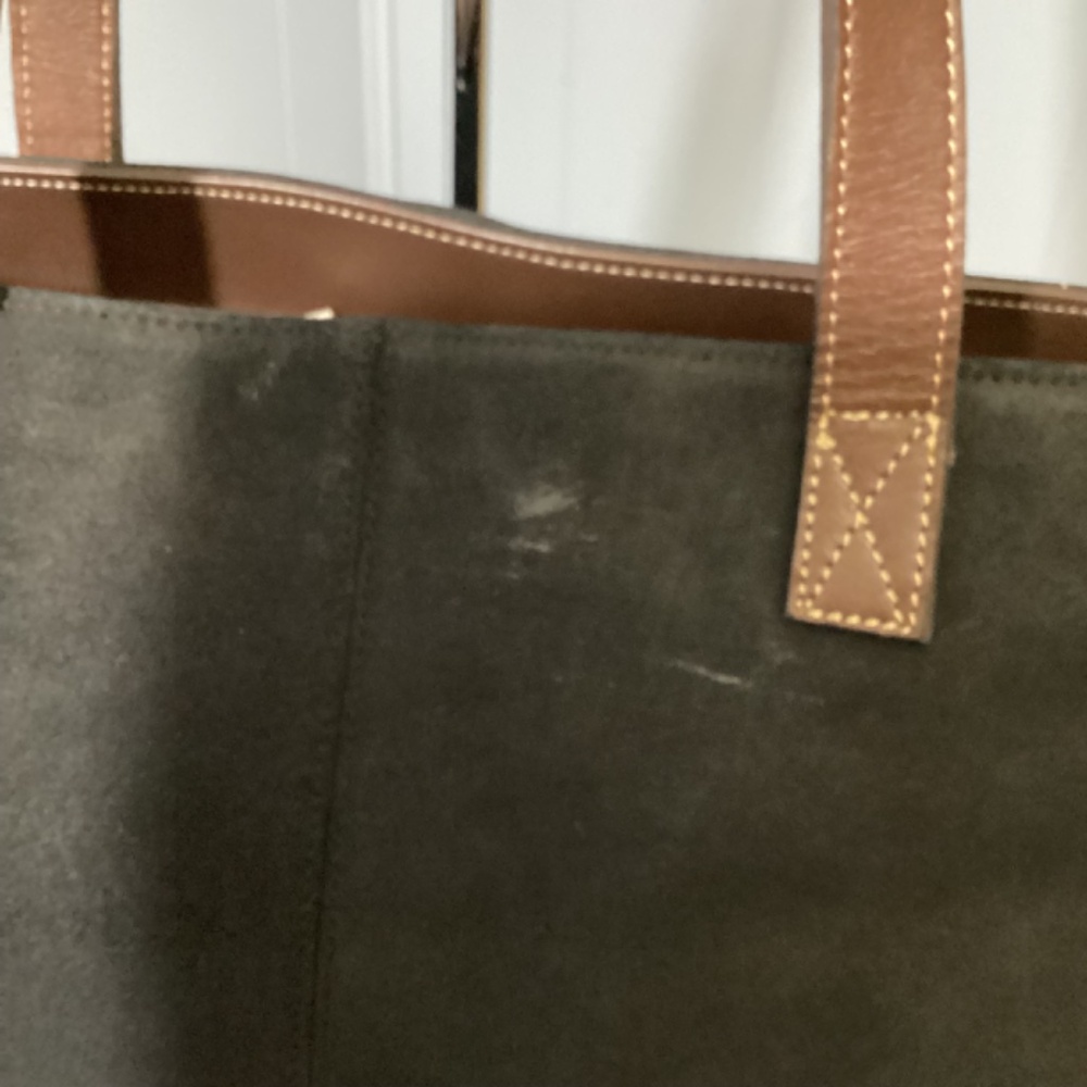 Coldwater Canyon Genuine Suede Leather XL Tote - Picture 4 of 13